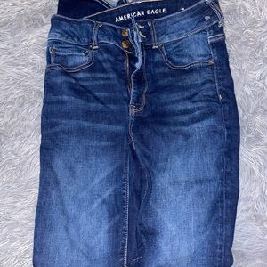 Size 6 American Eagle jeans